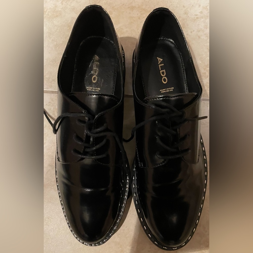 Aldo Women’s Black Oxfords
